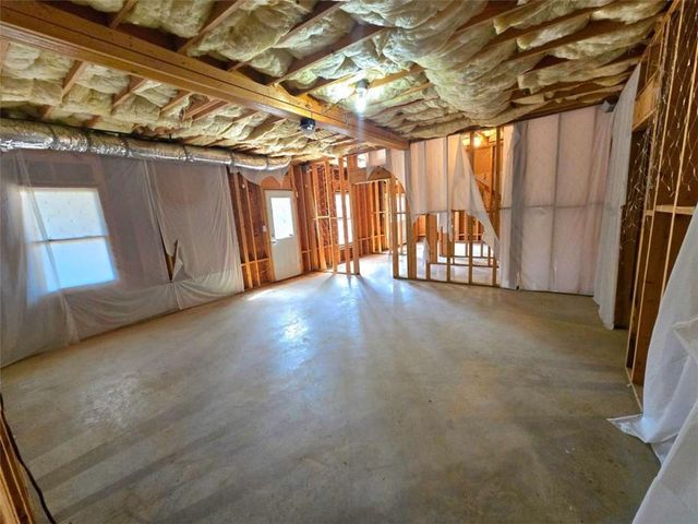 3250 Moon Beam Court, Snellville, GA 30039