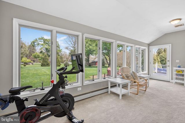 5255 LANDIS MILL RD, Bethlehem, PA 18015