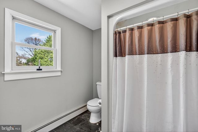 5255 LANDIS MILL RD, Bethlehem, PA 18015