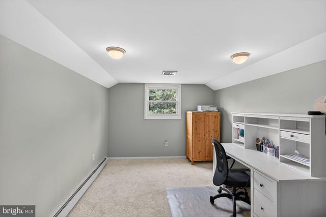 5255 LANDIS MILL RD, Bethlehem, PA 18015