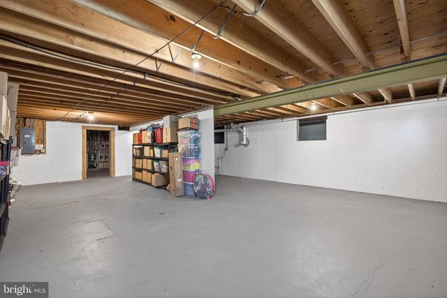 5255 LANDIS MILL RD, Bethlehem, PA 18015