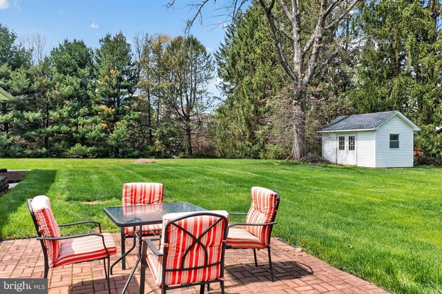 5255 LANDIS MILL RD, Bethlehem, PA 18015