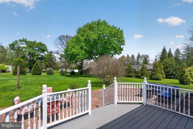 5255 LANDIS MILL RD, Bethlehem, PA 18015