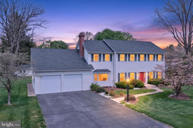5255 LANDIS MILL RD, Bethlehem, PA 18015