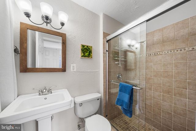 617 RHODE ISLAND AVE NW, Washington, DC 20001