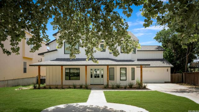 772 Lakebreeze, Canyon Lake, TX 78133