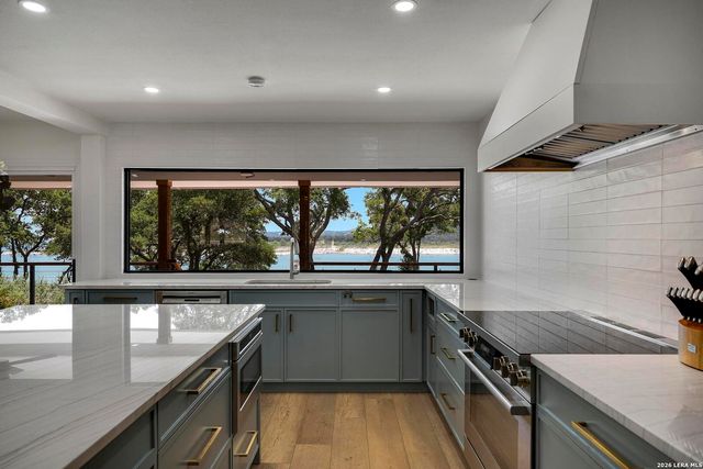 772 Lakebreeze, Canyon Lake, TX 78133