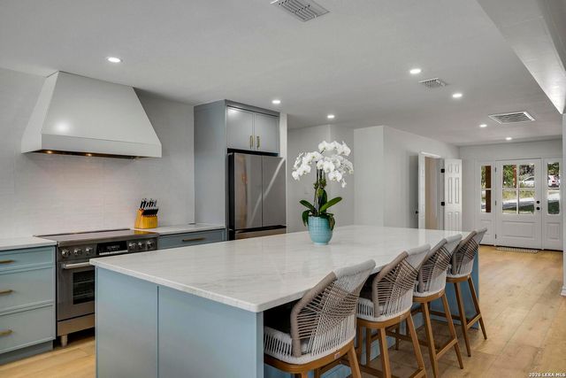 772 Lakebreeze, Canyon Lake, TX 78133