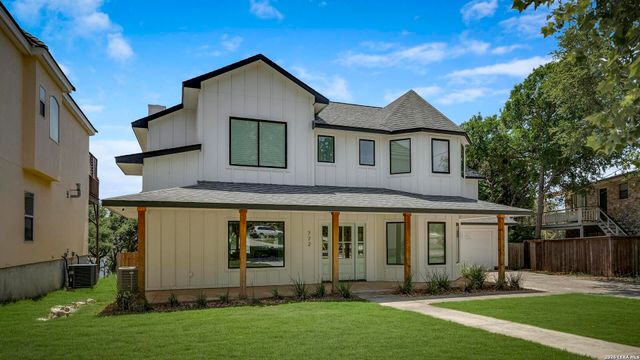 772 Lakebreeze, Canyon Lake, TX 78133