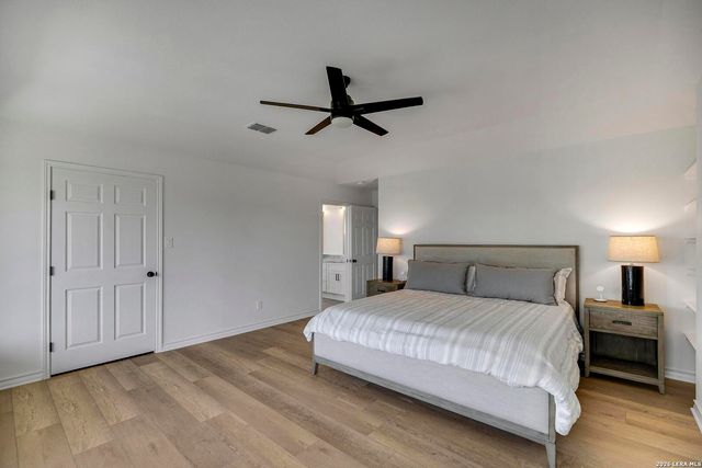 772 Lakebreeze, Canyon Lake, TX 78133