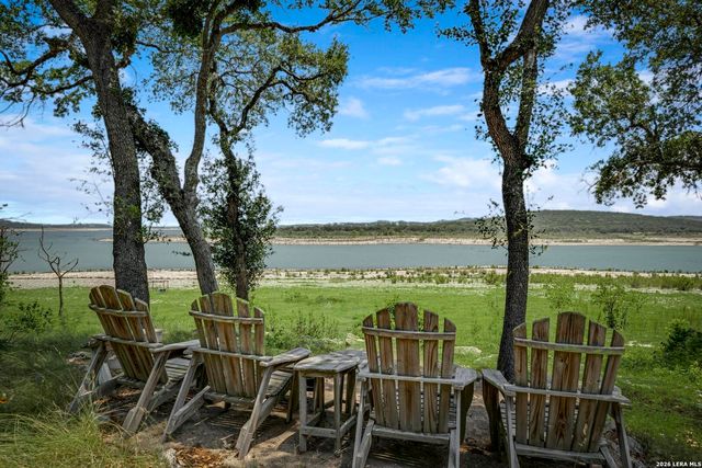 772 Lakebreeze, Canyon Lake, TX 78133