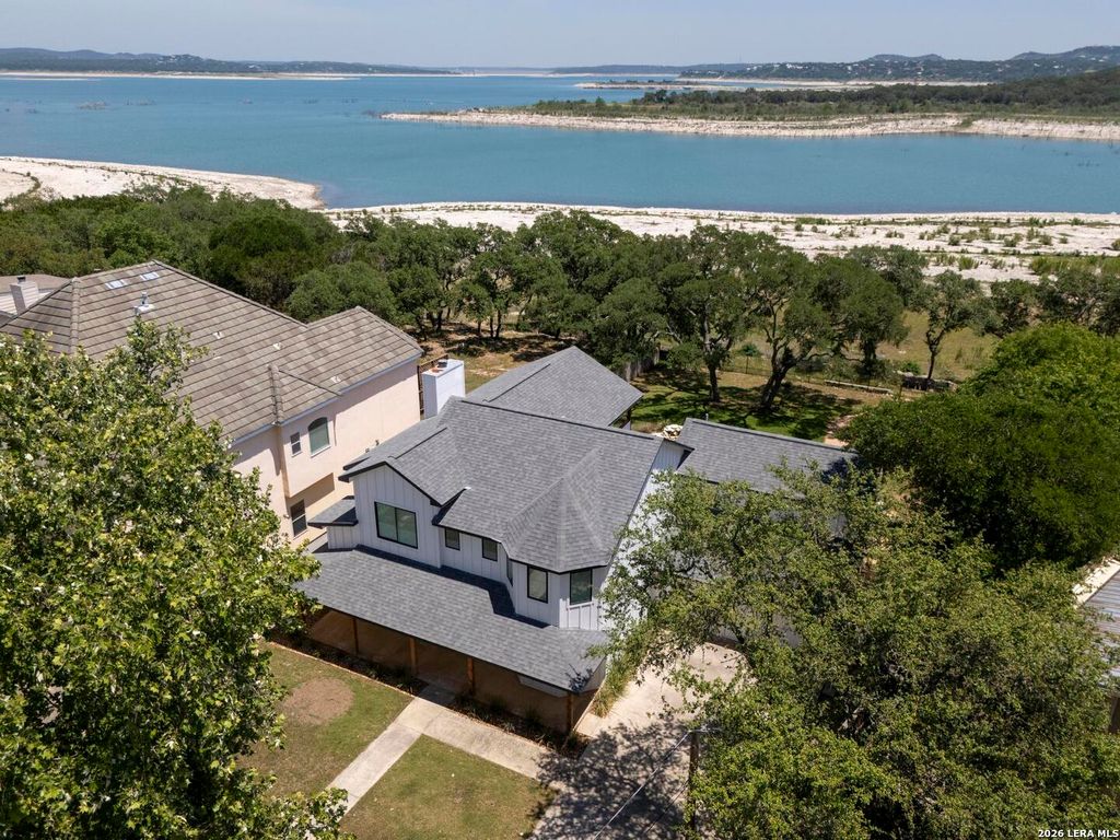 772 Lakebreeze, Canyon Lake, TX 78133
