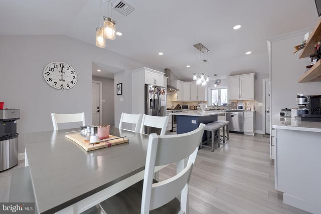 644 BROWNSVILLE RD, Reading, PA 19608