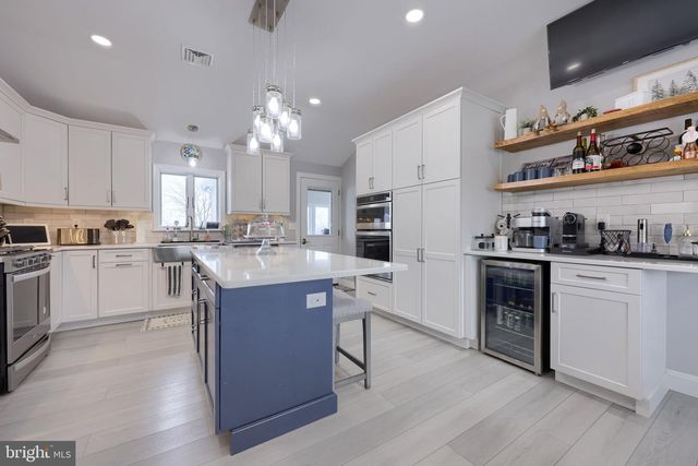 644 BROWNSVILLE RD, Reading, PA 19608