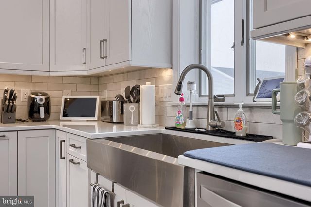 644 BROWNSVILLE RD, Reading, PA 19608