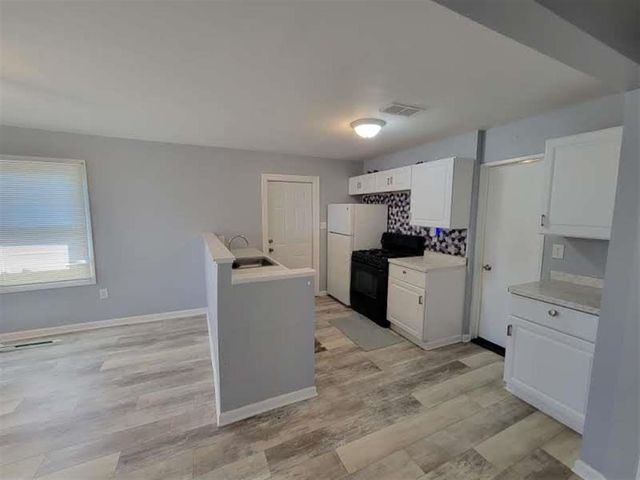 605 Riverside Drive, Westlake, LA 70669