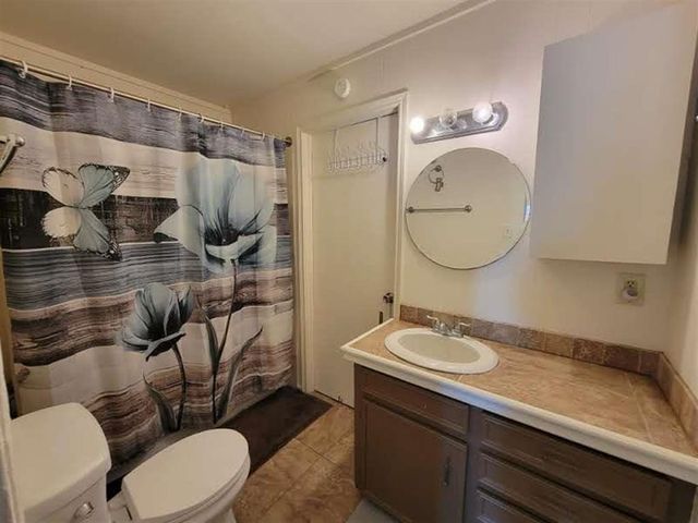 605 Riverside Drive, Westlake, LA 70669