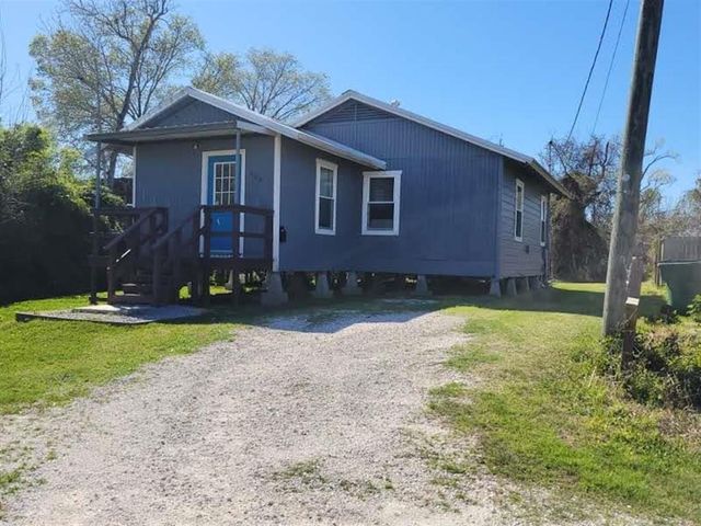 605 Riverside Drive, Westlake, LA 70669