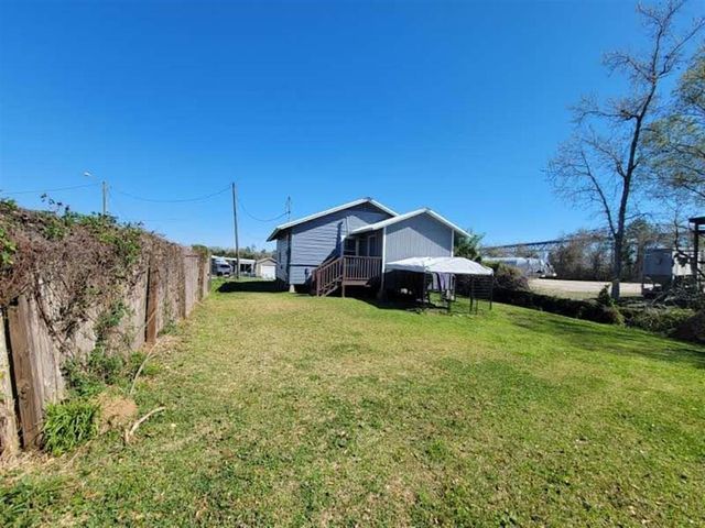 605 Riverside Drive, Westlake, LA 70669