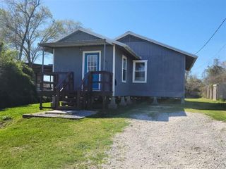 605 Riverside Drive, Westlake, LA 70669