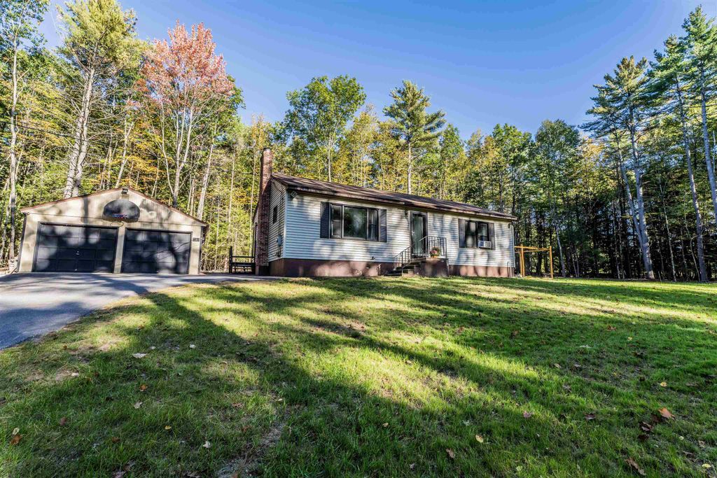 5 Rosewood Drive, Bow, NH 03304