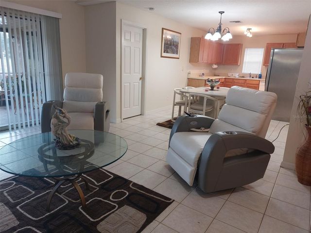 307 S OAKLAND AVENUE, Minneola, FL 34715