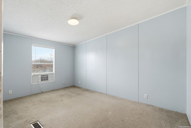 232 Broward, Marion, TX 78124