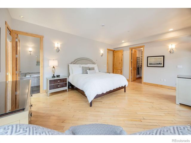 2034 Pearl Street 200, Boulder, CO 80302