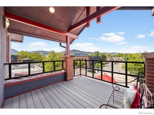 2034 Pearl Street 200, Boulder, CO 80302