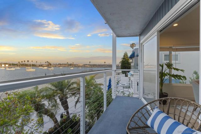 3630 Bayside Walk B, San Diego, CA 92109