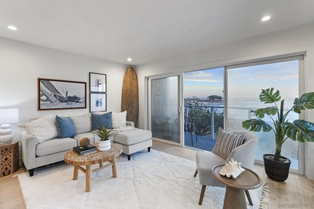 3630 Bayside Walk B, San Diego, CA 92109