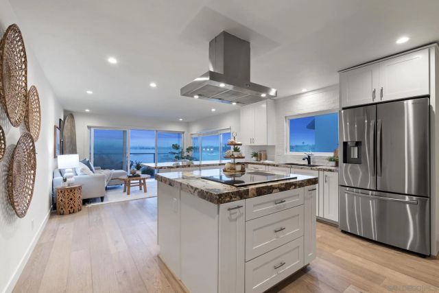 3630 Bayside Walk B, San Diego, CA 92109