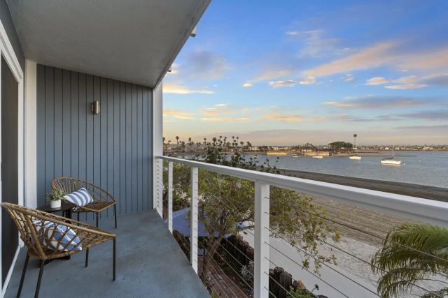 3630 Bayside Walk B, San Diego, CA 92109