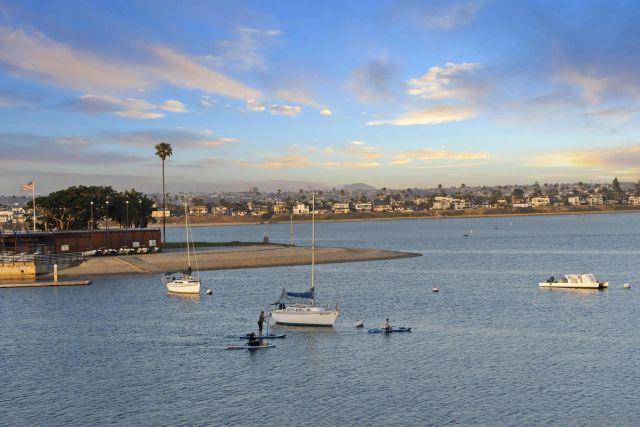 3630 Bayside Walk B, San Diego, CA 92109