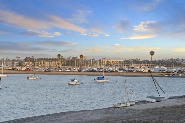 3630 Bayside Walk B, San Diego, CA 92109