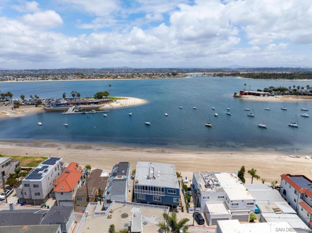 3630 Bayside Walk B, San Diego, CA 92109