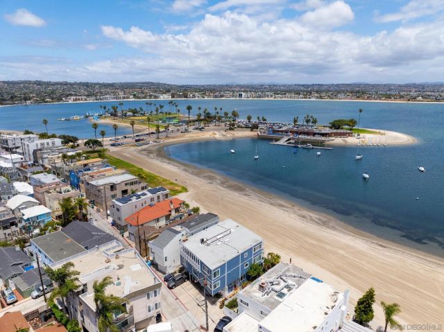 3630 Bayside Walk B, San Diego, CA 92109