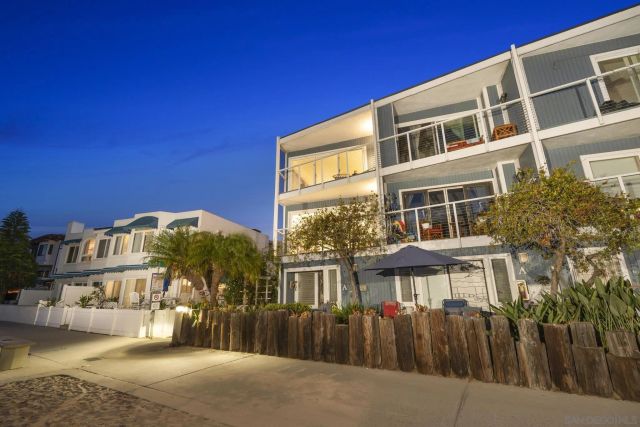 3630 Bayside Walk B, San Diego, CA 92109