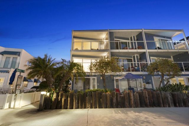 3630 Bayside Walk B, San Diego, CA 92109