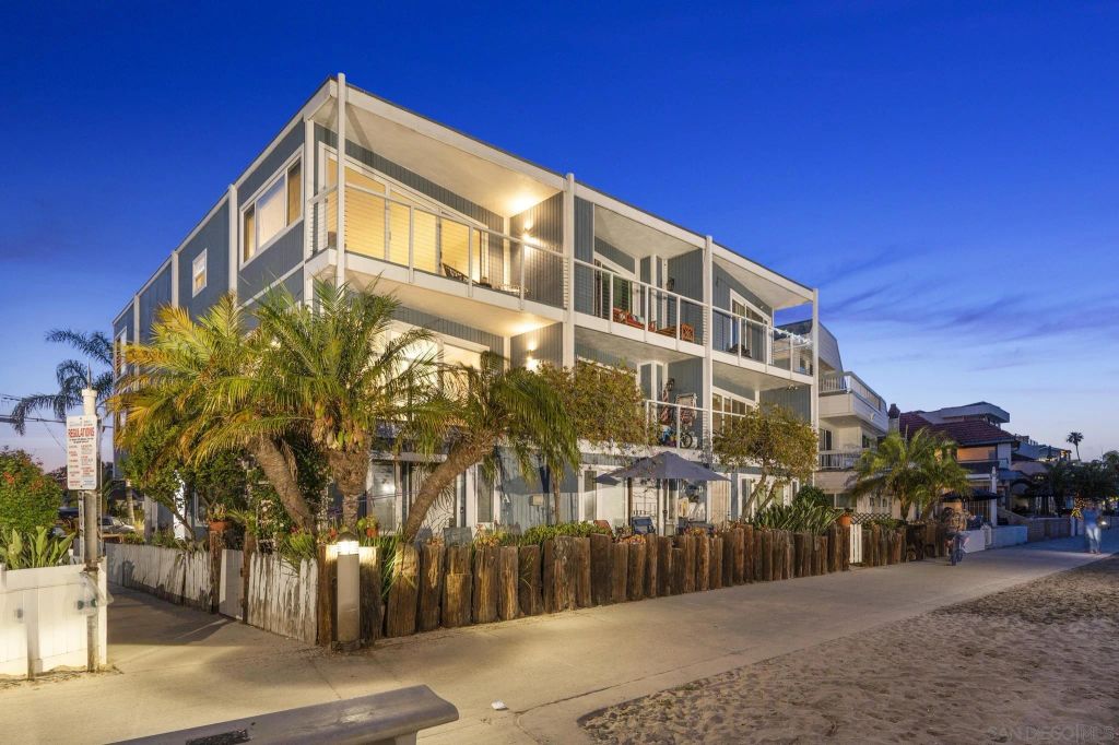 3630 Bayside Walk B, San Diego, CA 92109