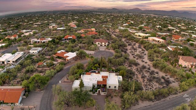 1700 E Calle De La Culebra, Tucson, AZ 85718