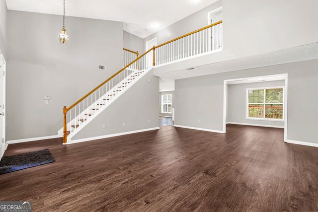690 Burnham Ridge, Lawrenceville, GA 30046