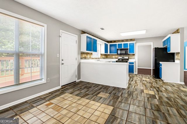 690 Burnham Ridge, Lawrenceville, GA 30046