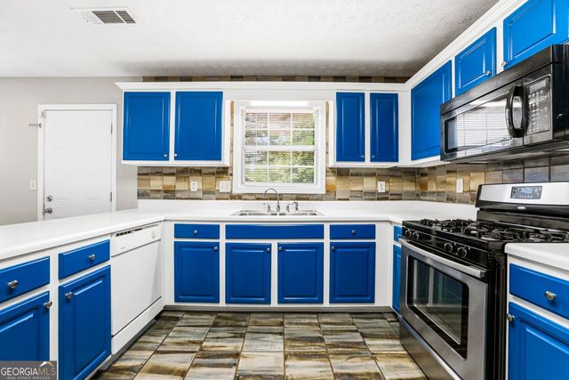 690 Burnham Ridge, Lawrenceville, GA 30046