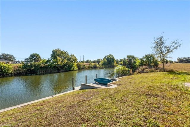 2011 NW 9th PL, Cape Coral, FL 33993