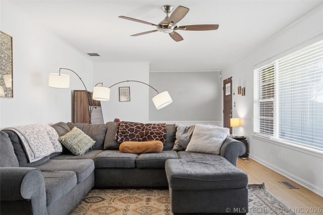 6253 S Victor Avenue, Tulsa, OK 74136