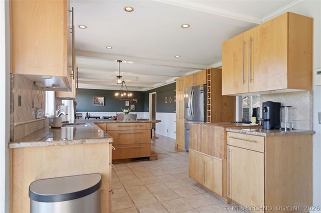 6253 S Victor Avenue, Tulsa, OK 74136