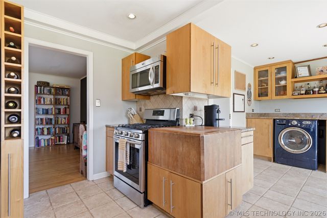 6253 S Victor Avenue, Tulsa, OK 74136