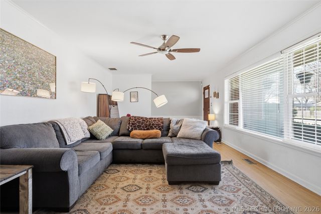 6253 S Victor Avenue, Tulsa, OK 74136