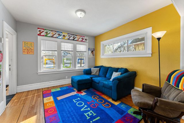 3315 Newton Avenue N, Minneapolis, MN 55412